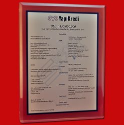 Yapı Kredi Akrilik Malzeme Renkli Dijital Baskılı Özel Plaket