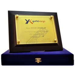 Yurtiçi Kargo Serigrafi Baskı Asit İndirme Ahşap Plaket