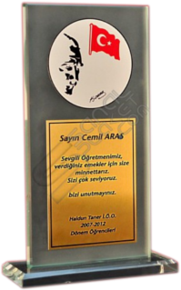 ogretmenler-gunu-kristal-cam-hediye-plaket