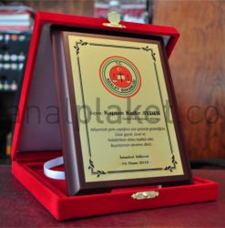 Ahşap Plaket - Kadife Kutulu Şilt